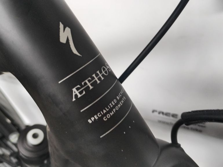 Použité Specialized Aethos Comp - Rival eTap AXS 2023 2023 Road & Gravel — obrázek 8 z 20