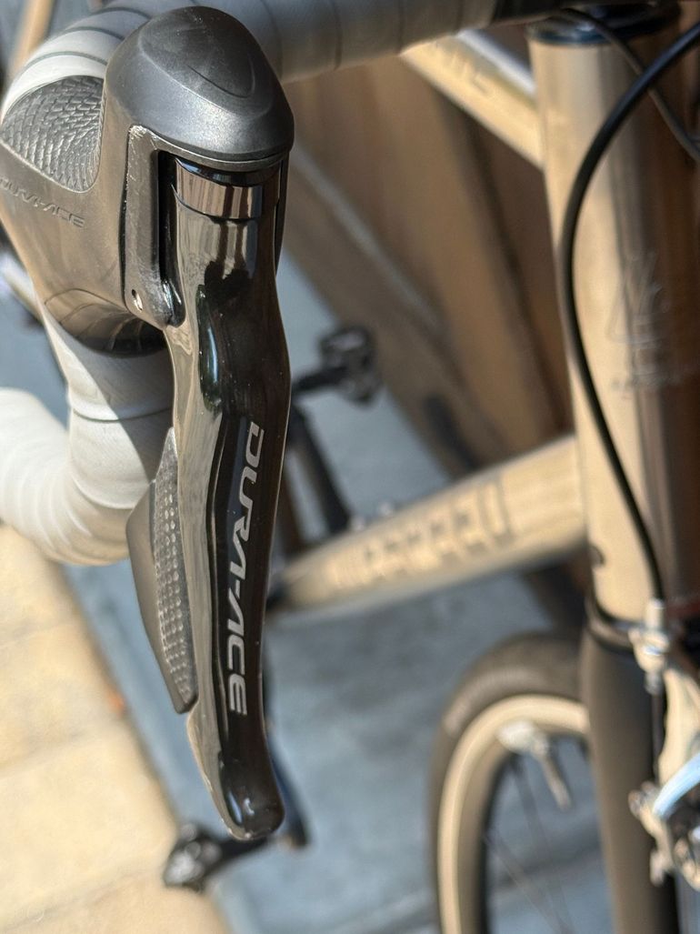 Used Litespeed Ultimate — Dura-Ace/Ultegra Di2 2022 2022 Road & Gravel, Light Gray — image 9 of 17