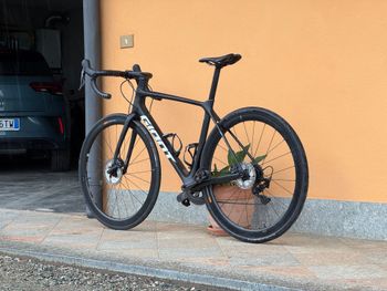 Used Giant TCR Advanced Pro Team Disc 2021 2021 Road & Gravel, Black — image 3 of 3