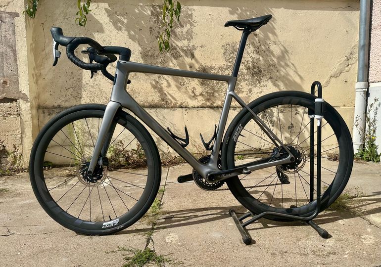Used Enve Melee Sram Force 2023 2023 Road & Gravel, Light Gray — image 1 of 10