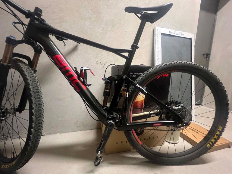 Used BMC Fourstroke 01 ONE 2018 2018 Mountainbike, Black, 29 — image 2 of 7