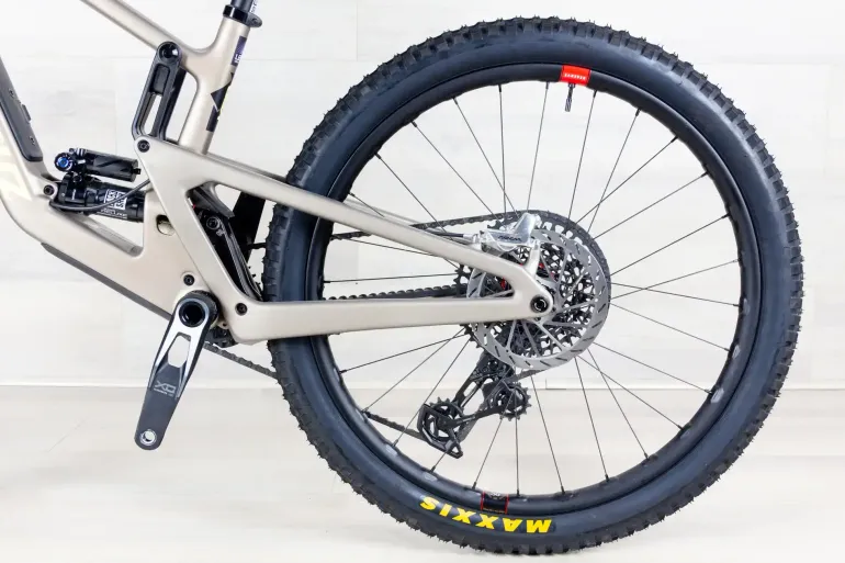 Used Santa Cruz 5010 CC 2025 Mountainbike, Light Gray — image 12 of 19
