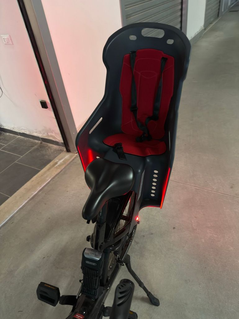 Used Bianchi e-Omnia C Type DEORE 2023 2023 Urban, Black — image 9 of 9
