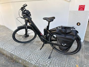 Używany Bianchi e-Omnia C Type DEORE 2023 2023 Urban — zdjęcie 1 z 9