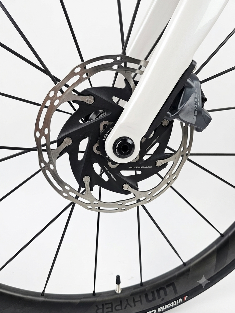 Used WINSPACE T1500 2022 Road & Gravel, White — image 8 of 10