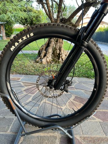 Used Giant Trance X E+ 2 2023 2023 Mountainbike, Black, 29 — image 4 of 11