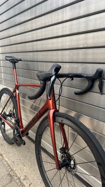 Giant Tcr Shimano Dura Ace Di2 2022 Road & Gravel usato, Arancione — immagine 5 di 17