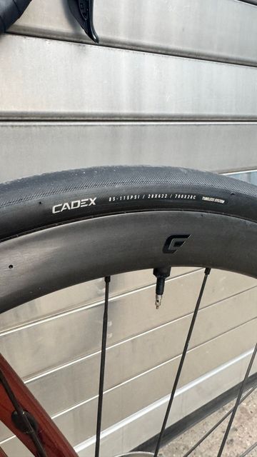 Giant Tcr Shimano Dura Ace Di2 2022 Road & Gravel usato, Arancione — immagine 9 di 17