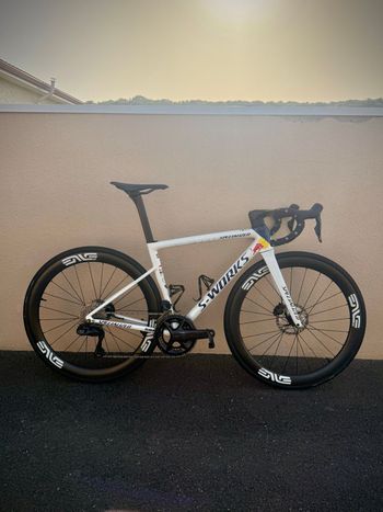 Brugt Specialized S-Works Tarmac SL8 LTD: Red Bull - BORA - hansgrohe Edition 2025 2025 Road & Gravel — billede 11 af 15