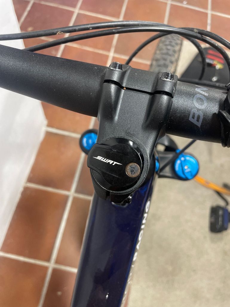 Used Trek Top Fuel 9.7 2023 2023 Mountainbike, Blue, 27.5, 29 — image 9 of 12