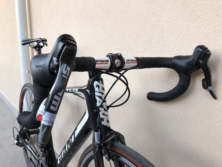Used Giant TCR Advanced 2022 Road & Gravel, Black — image 7 of 9