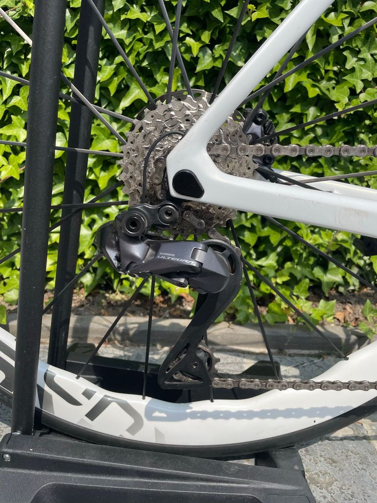 Used Colnago V4Rs Shimano Ultegra Di2 2025 2025 Road & Gravel, White — image 4 of 11