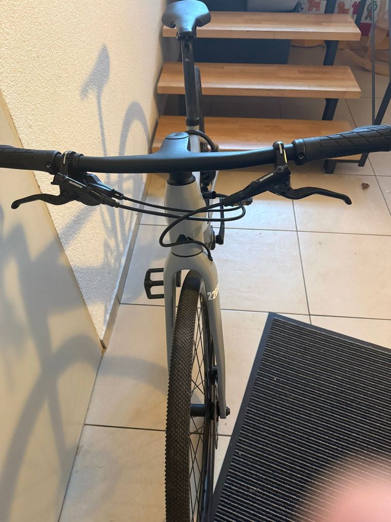 Used Canyon Roadlite:ON Shimano Deore 2023 Road & Gravel, Light Gray — image 8 of 8