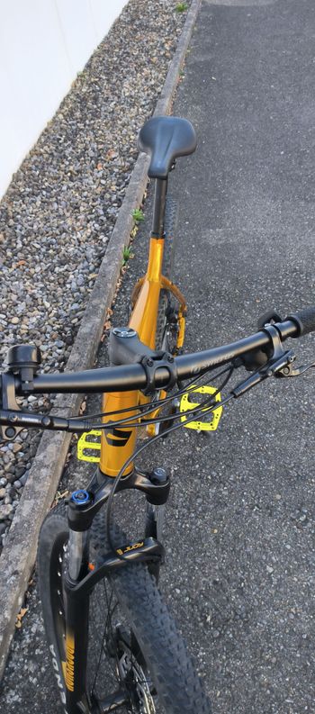 Used Bergamont Revox 6 2024 2024 Mountainbike, Orange, 29 — image 6 of 17