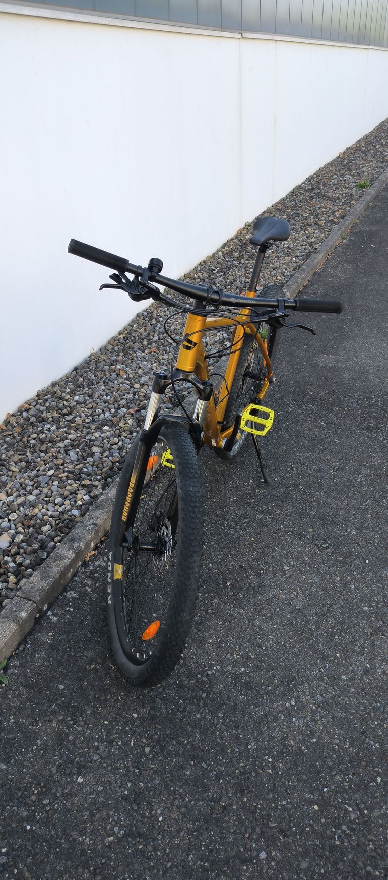Used Bergamont Revox 6 2024 2024 Mountainbike, Orange, 29 — image 1 of 17