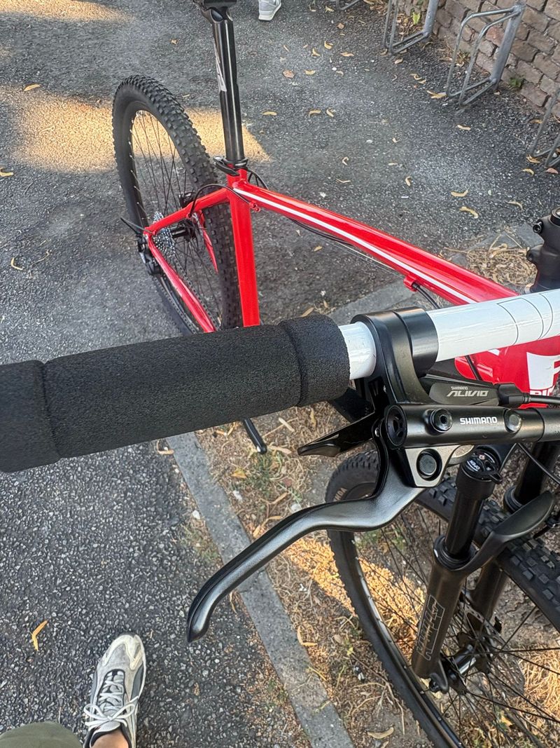 Used Perrino Custom Other Shimano - Mountainbike 2025 Mountainbike, Red — image 4 of 5