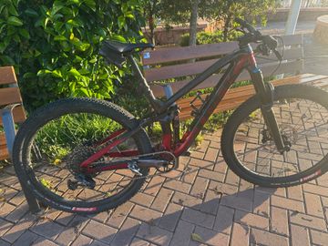 Gebrauchtes Trek Fuel EX 9.8 2020 2020 Mountainbike, Rot, 27.5, 29 — Bild 3 von 11