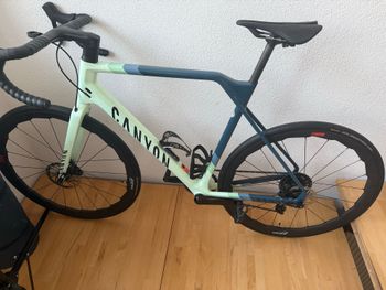 Used Canyon Inflite CF SL 7 AXS 2024 2024 Road & Gravel, Green — image 2 of 5