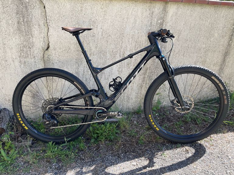 Käytetty Scott Spark RC Comp 2023 2023 Mountainbike — kuva 1 / 3