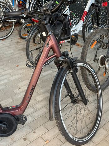 Used CUBE TOWN HYBRID EXC 500 2020 2020 Urban, Red — image 2 of 4