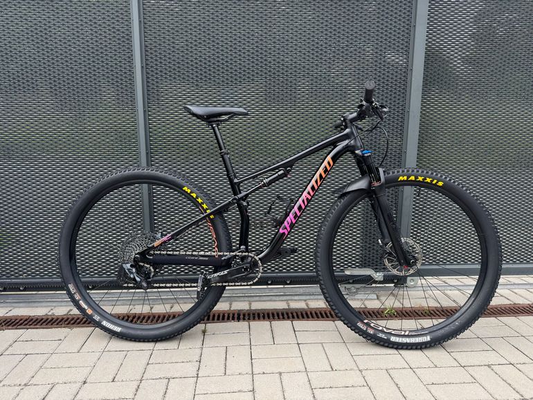 Used Specialized Epic SRAM GX Eagle AXS 2019 Mountainbike, Black, 29 — image 1 of 12