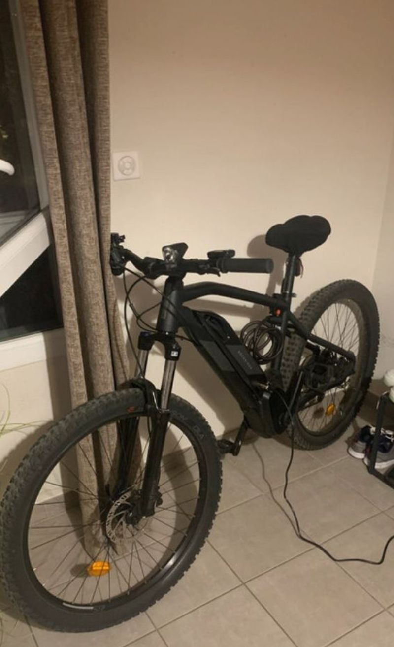 Used ROCKRIDER E-st Microshift Acolyte 2025 Mountainbike, Black — image 1 of 4