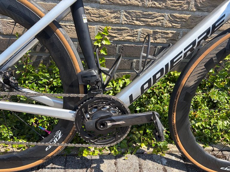 Used Lapierre Xelius DRS 8.0 AXS 2025 2025 Road & Gravel, Light Gray — image 2 of 14