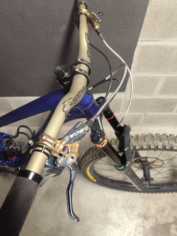 Brugt Trek Slash 8 Gen 5 2023 2023 Mountainbike — billede 5 af 6