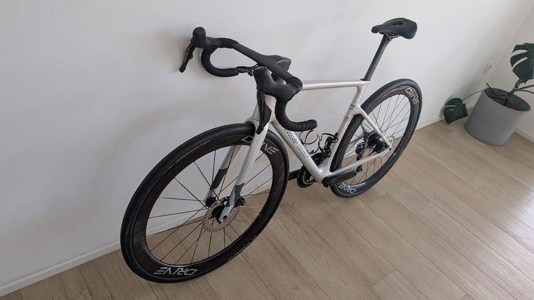 Used Evolve Custom Shimano 105 Di2 2025 Road & Gravel, Light Gray — image 4 of 5