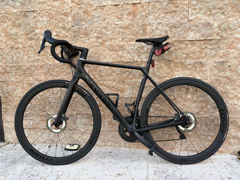 Used Canyon Endurace CF SL Disc 8.0 SL 2022 2022 Road & Gravel, Black — image 2 of 6