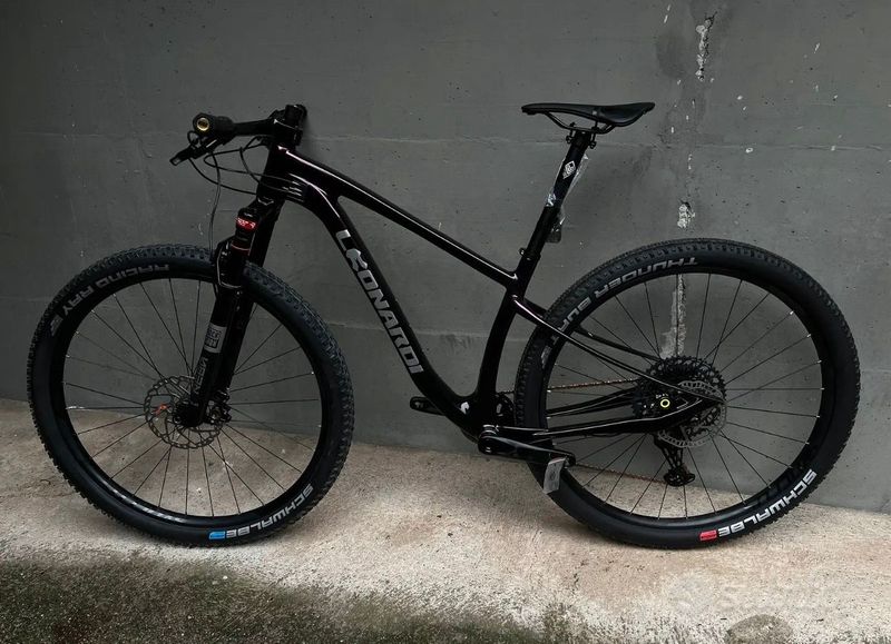 Used Leonardi Racing Custom Shimano Deore XT 2023 Mountainbike, Purple — image 1 of 3