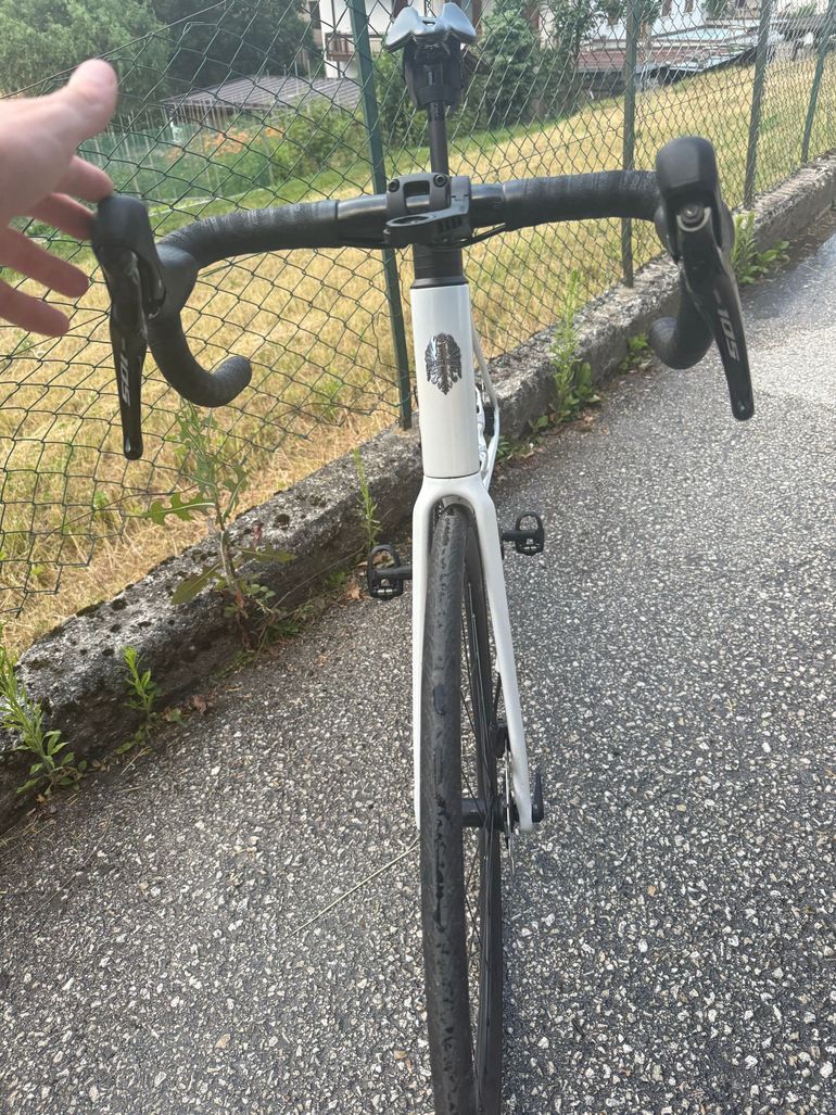 Używany Bianchi Sprint 105 2025 2025 Road & Gravel — zdjęcie 2 z 3