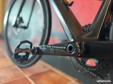 Used BMC Roadmachine 01 FOUR 2019 2019 Road & Gravel, Black — image 6 of 18