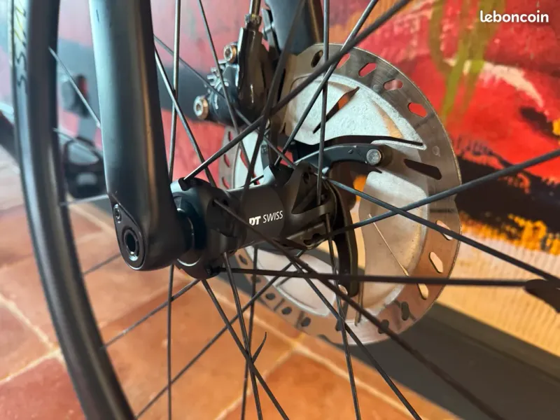 Used BMC Roadmachine 01 FOUR 2019 2019 Road & Gravel, Black — image 16 of 18