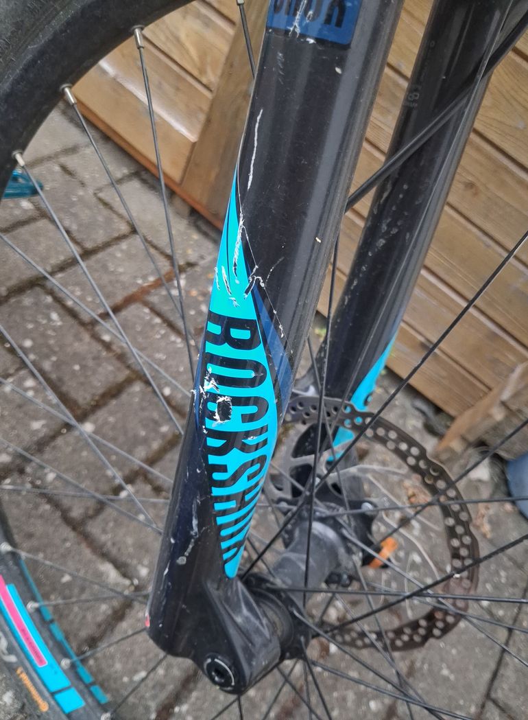 CUBE ACCESS HYBRID Race 500 2019 2019 Mountainbike de segunda mano, Azul — imagen 2 de 9