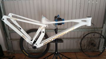 Używany Mondraker SUMMUM R 2023 2023 Mountainbike — zdjęcie 2 z 3