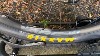 Used Santa Cruz Bronson GX AXS / Carbon C 2025 2025 Mountainbike, Orange, Mixed — image 14 of 17