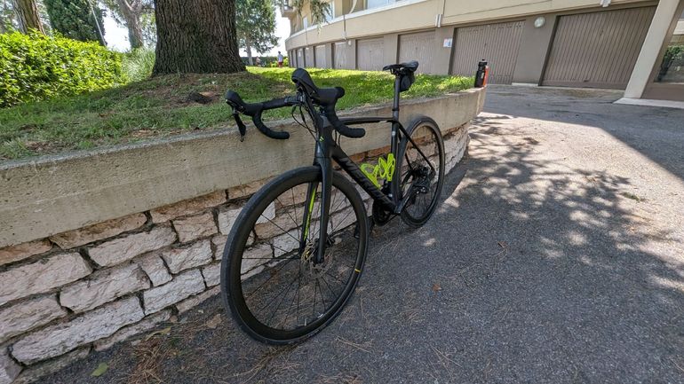 Used Merida Scultura Shimano 105 2020 Road & Gravel, Black — image 3 of 5