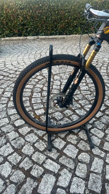 Used Orbea Oiz M-PRO 2027 2027 Mountainbike, Black, 29 — image 10 of 10
