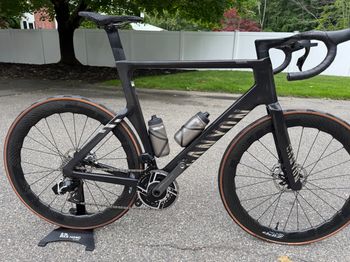 Used Canyon Aeroad CFR AXS 2024 2024 Road & Gravel