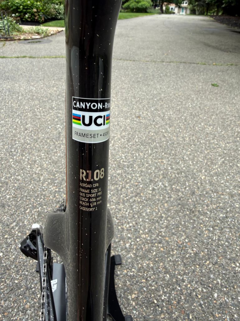Used Canyon Aeroad CFR AXS 2024 2024 Road & Gravel, Black — image 3 of 10