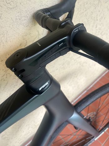 Used Merida SCULTURA ENDURANCE 6000 Di2 2024 2024 Road & Gravel, Light Gray — image 8 of 8