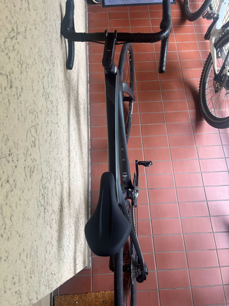 Used Merida SCULTURA ENDURANCE 6000 Di2 2024 2024 Road & Gravel, Light Gray — image 6 of 8