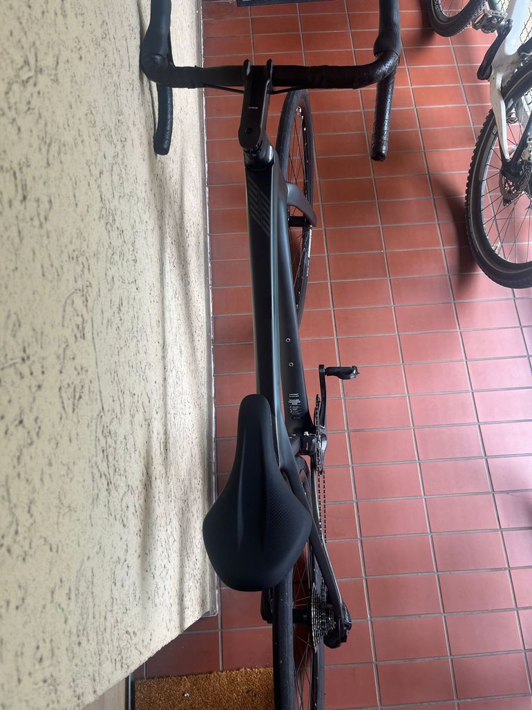 Used Merida SCULTURA ENDURANCE 6000 Di2 2024 2024 Road & Gravel, Light Gray — image 7 of 8