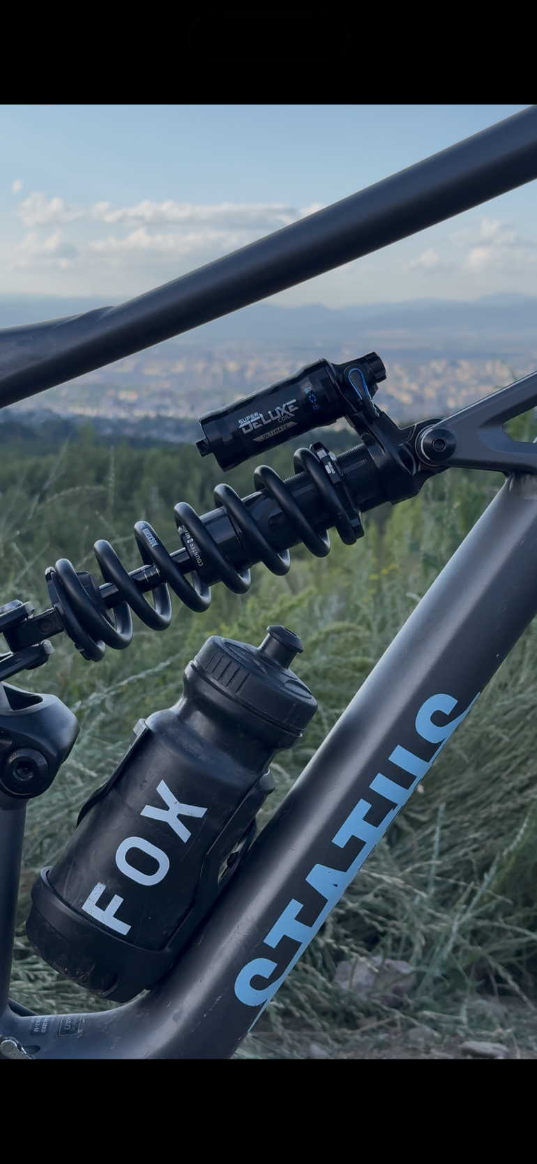 Käytetty Specialized Status 160 2023 2023 Mountainbike — kuva 2 / 3