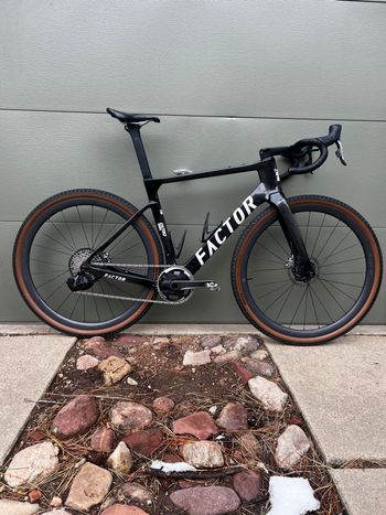 Used Factor Ostro Gravel - SRAM Red w/ Power Meter 2024 2024 Road & Gravel