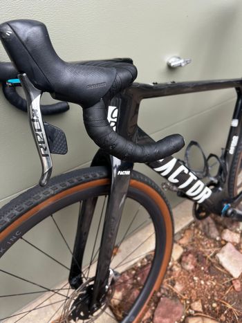 Used Factor Ostro Gravel - SRAM Red w/ Power Meter 2024 2024 Road & Gravel, Black — image 7 of 8