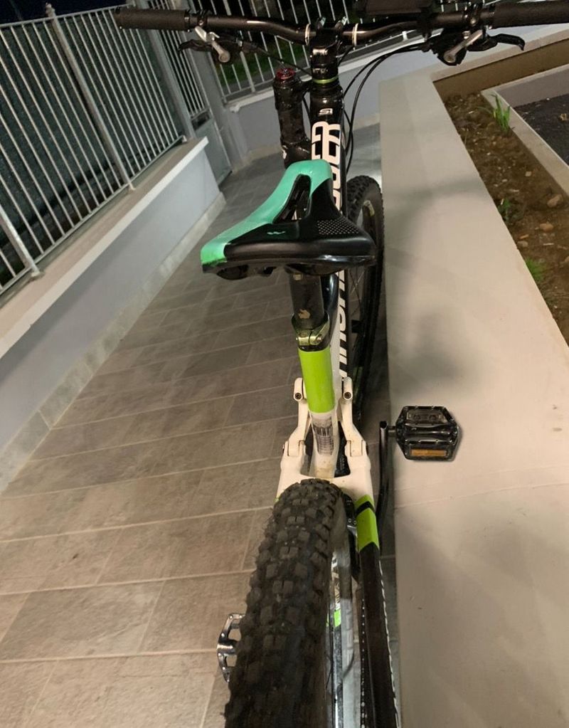 Used Cannondale Jekyll Shimano Deore XT 2014 Mountainbike, Green — image 3 of 5