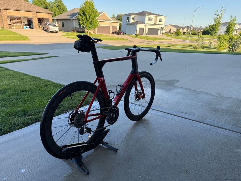 Used Cannondale SystemSix Carbon Ultegra 2021 2021 Road & Gravel, Red — image 11 of 15