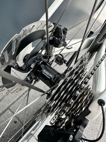 Brugt Factor Ostro Shimano Dura Ace Di2 2025 Road & Gravel — billede 9 af 10